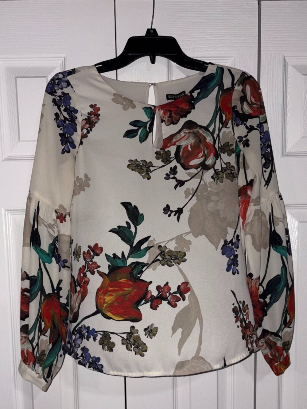 Express Cream Multicolor Floral Keyhole Long Sleeve Top